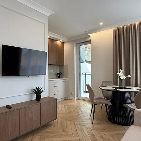 Apartamento Klonova Z Tarasem