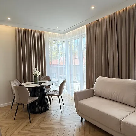 Apartamento Klonova Z Tarasem